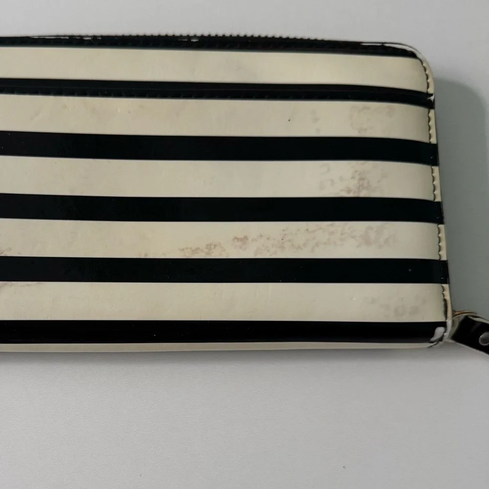Kate Spade Black and Cream Striped Wallet